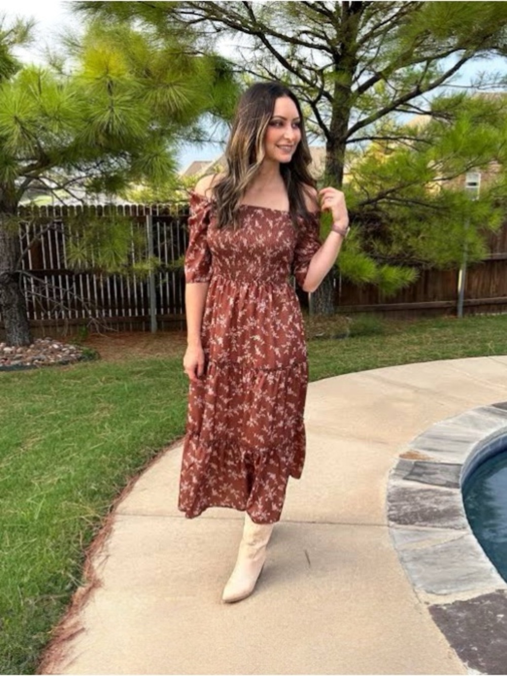 | vici • rust floral smocked maxi dress • large |